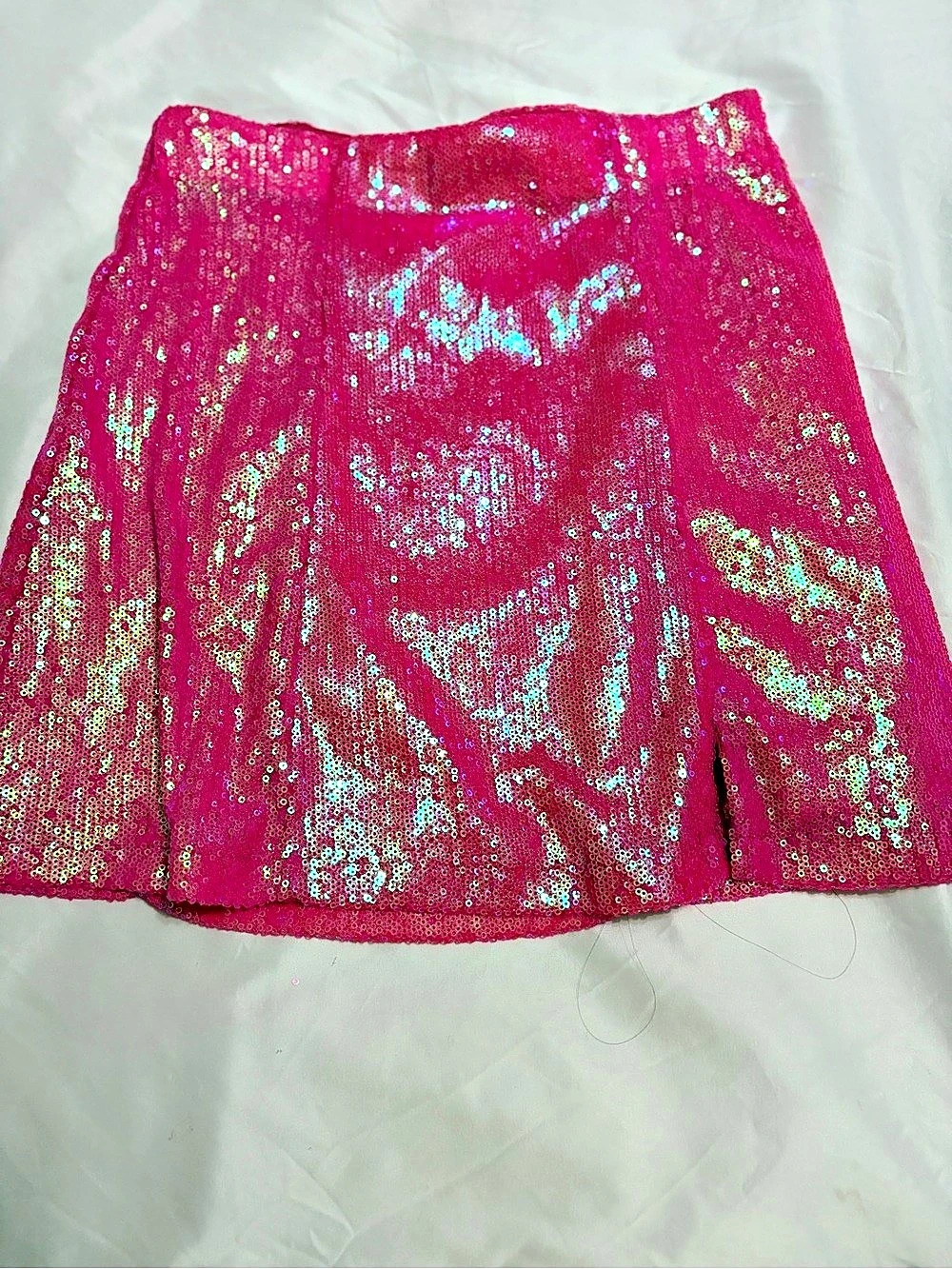 GB Sequin Mini Skirt in Pink Size Small Like New